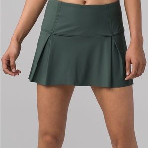 Lululemon Lost In Pace Skirt Dark Forest Green Size 10